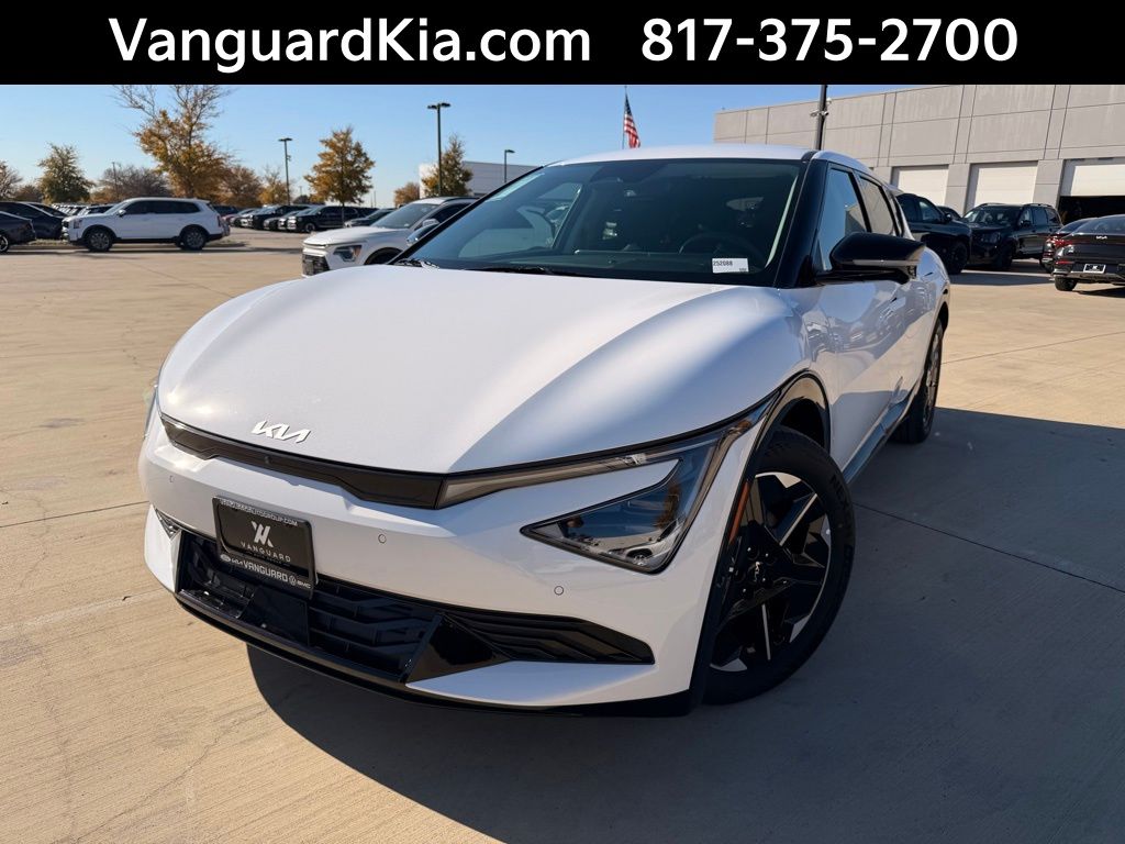 2025 Kia EV6 Wind AWD's photo