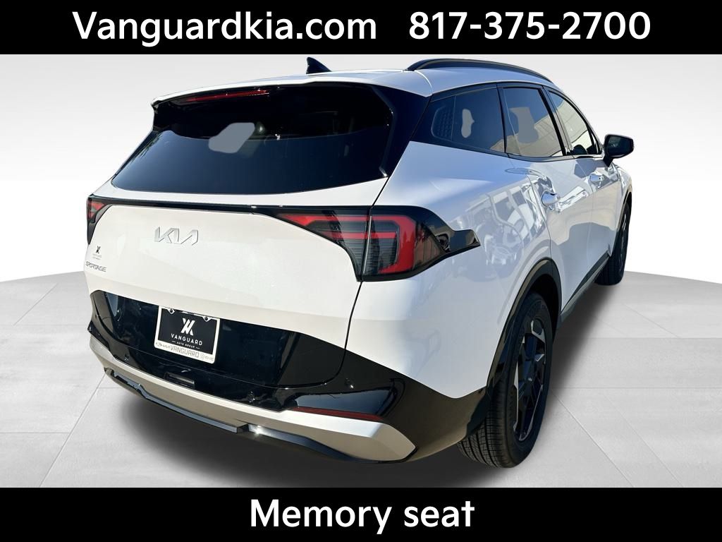 2026 Kia Sportage SX photo 3