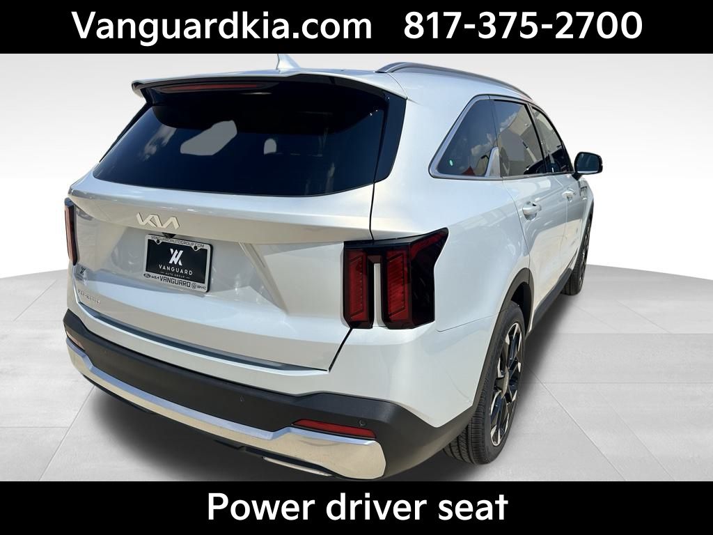 2026 Kia Sorento EX photo 4
