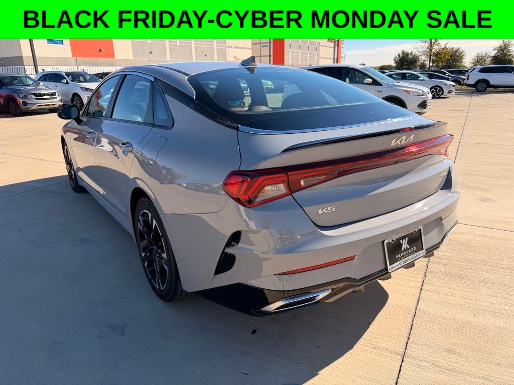 2024 Kia K5 GT-Line photo 2