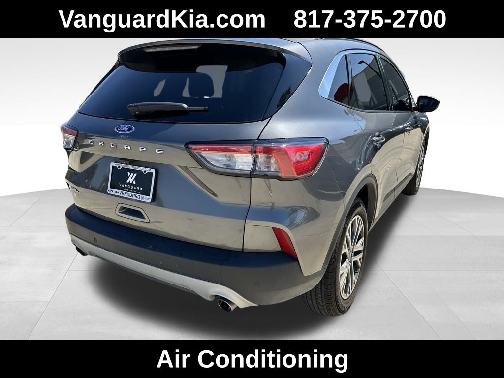 2022 Ford Escape SEL photo 4