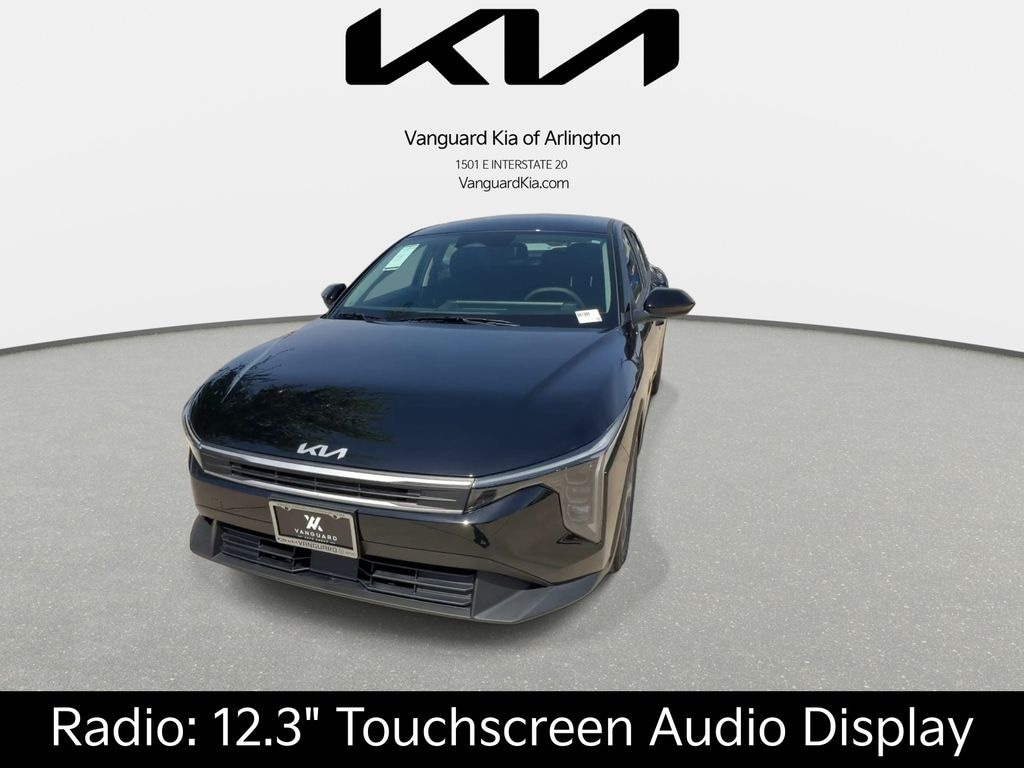 New 2026 Kia K4 LXS Sedan