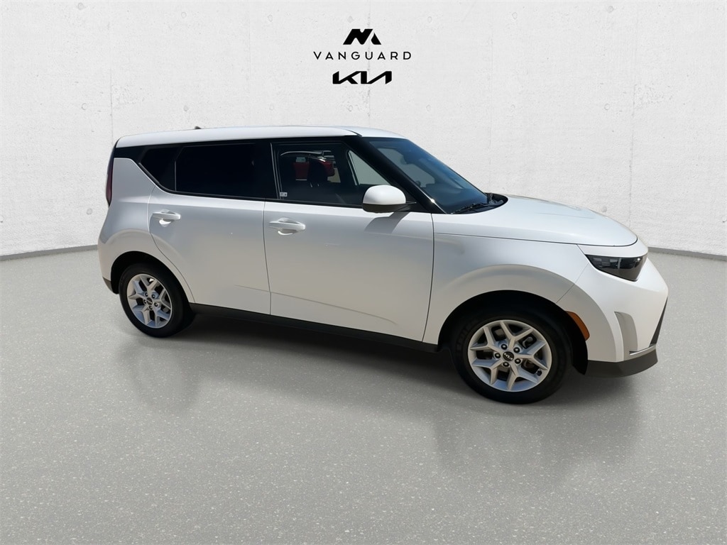 Used 2023 Kia Soul LX with VIN KNDJ23AU5P7858258 for sale in Arlington, TX