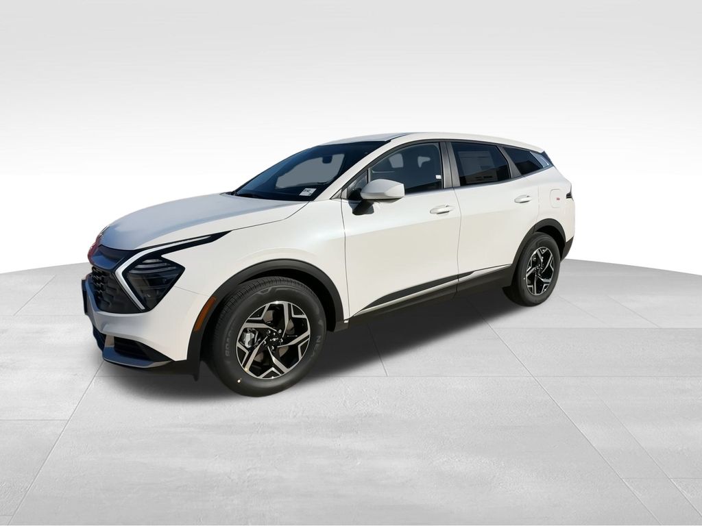 2025 Kia Sportage LX photo 4