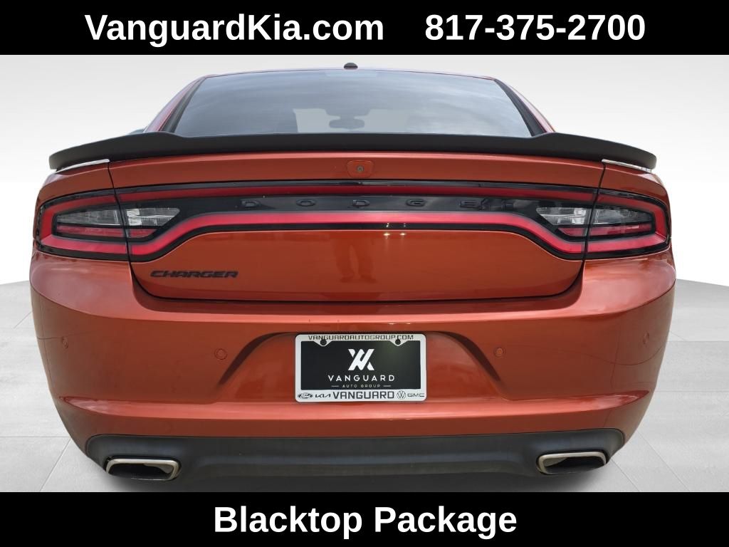 2021 Dodge Charger SXT photo 4