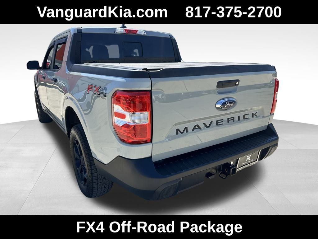 2023 Ford Maverick XLT photo 2