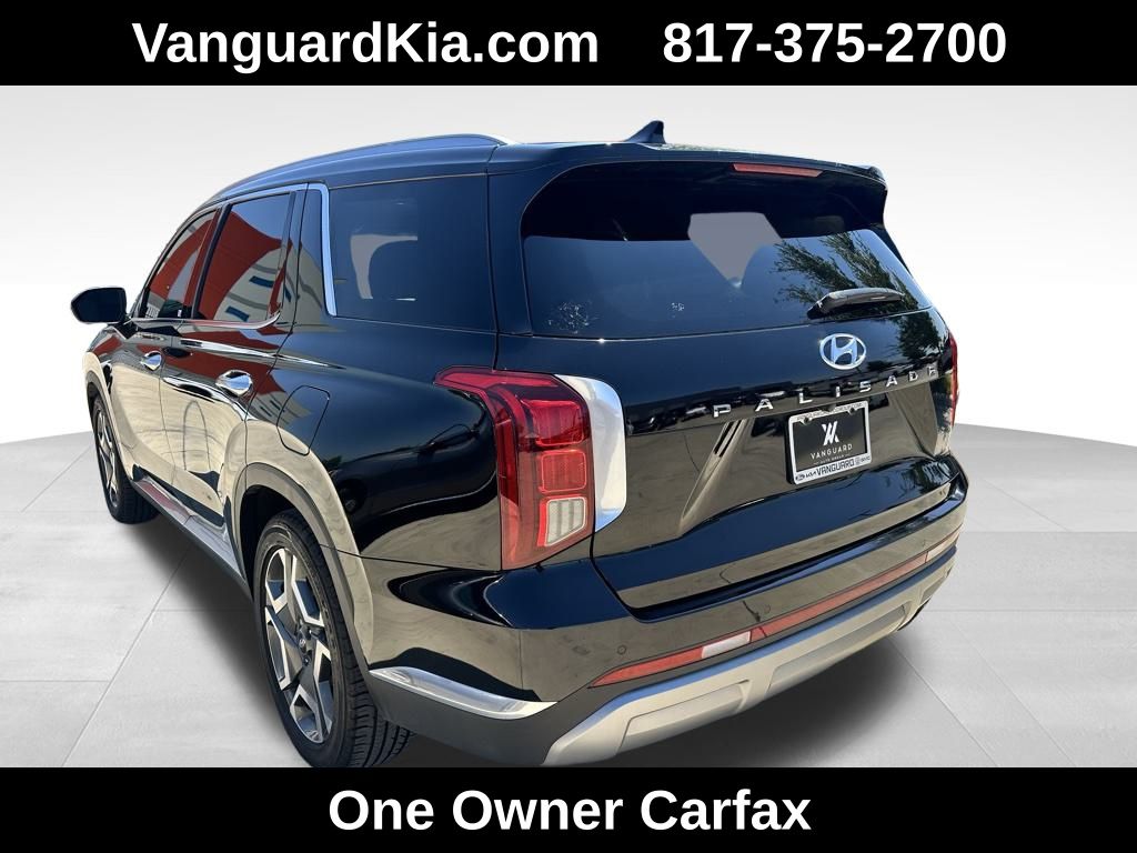 2023 Hyundai Palisade Limited photo 2