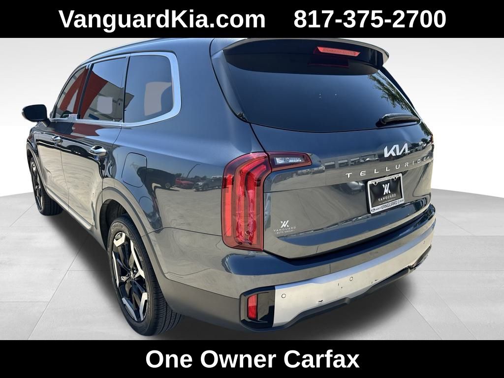 2023 Kia Telluride S photo 2