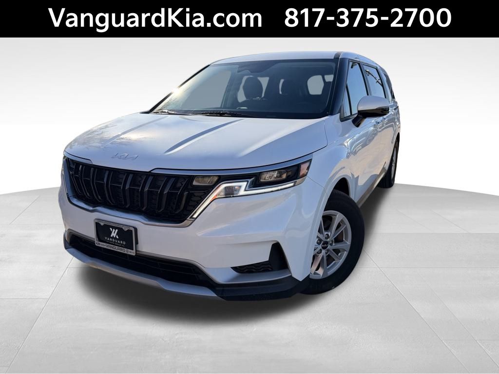 2024 Kia Carnival LX's photo