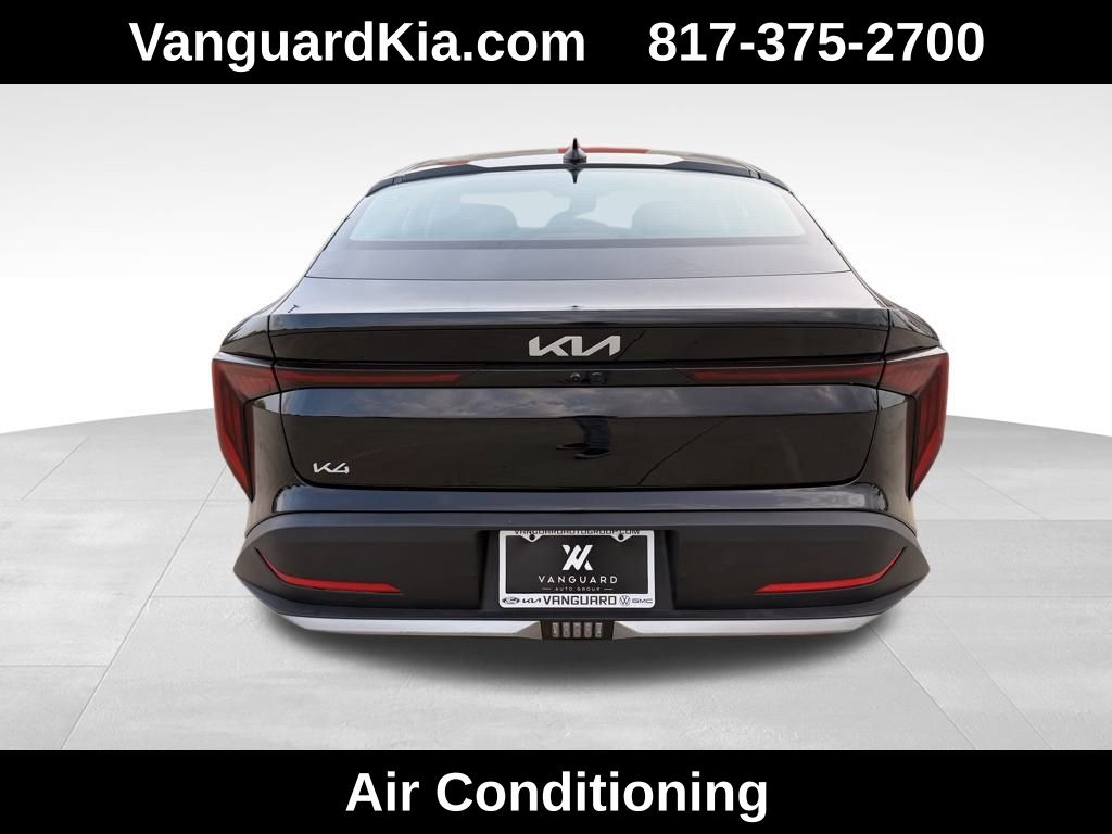 2025 Kia K4 EX photo 3