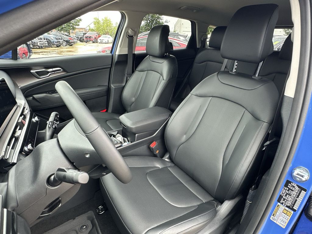 2026 Kia Sportage EX - Photo 14
