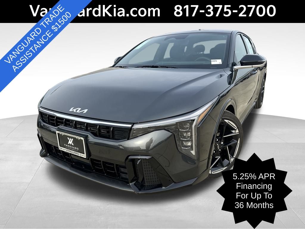 2025 Kia K4 GT-Line's photo