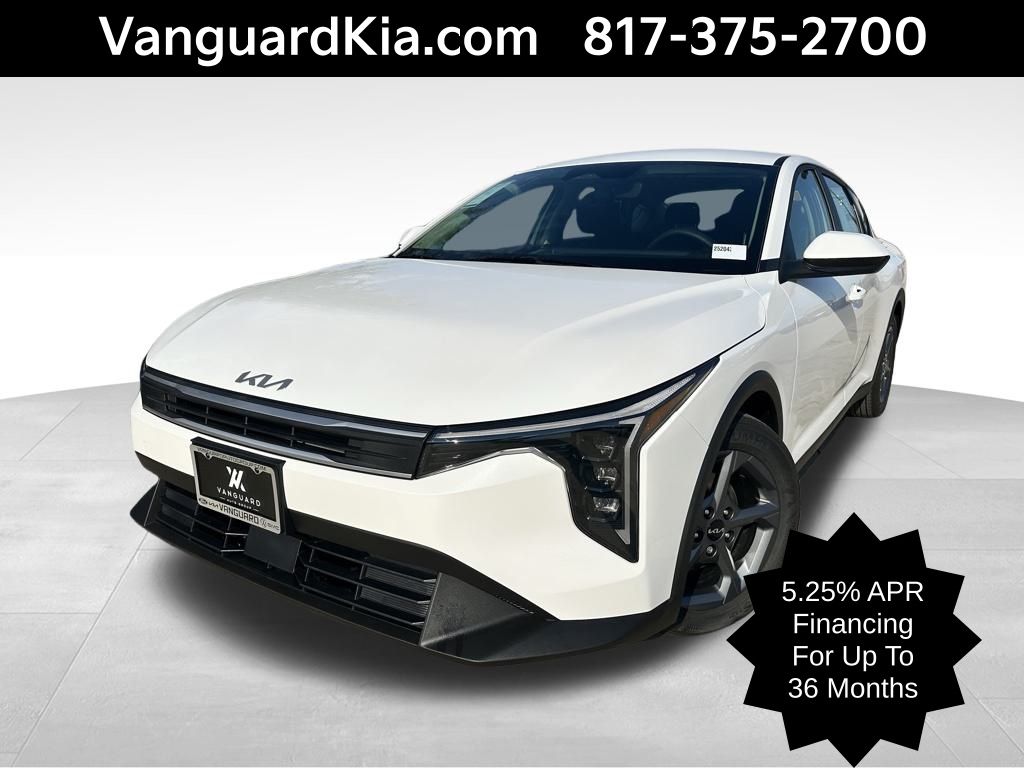 2025 Kia K4 LXS's photo
