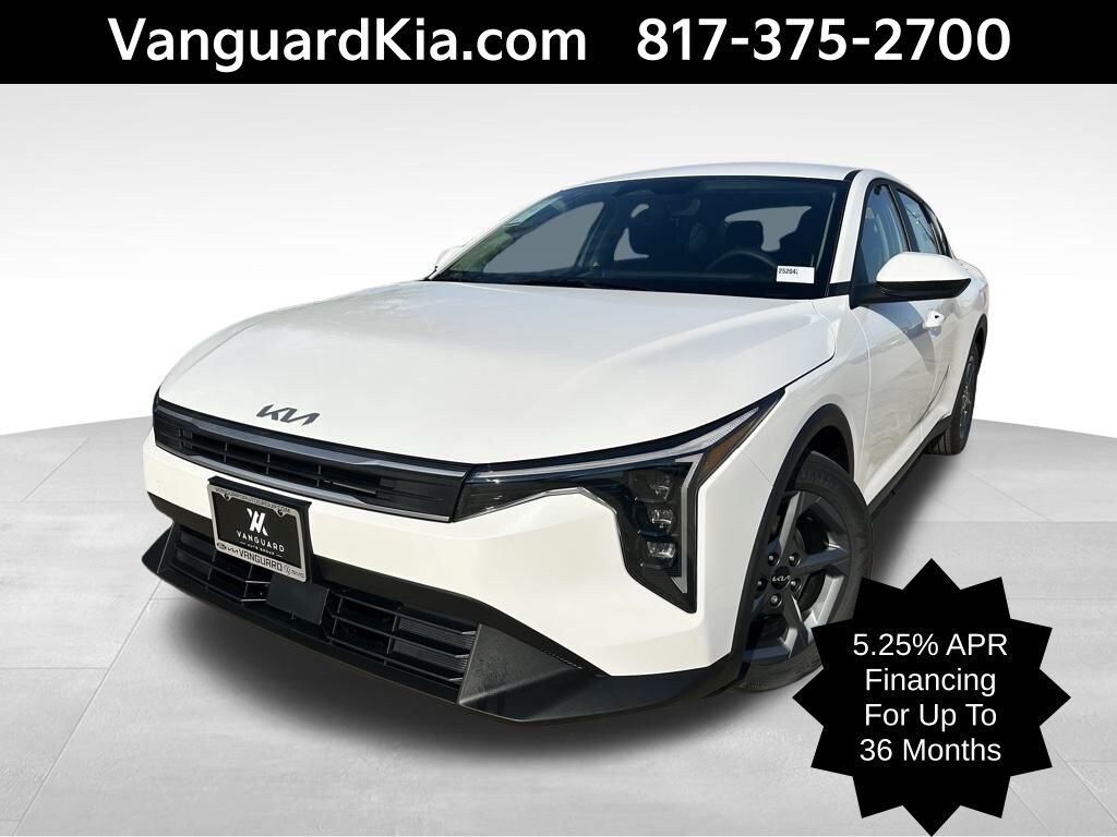 New 2025 Kia K4 LXS Sedan