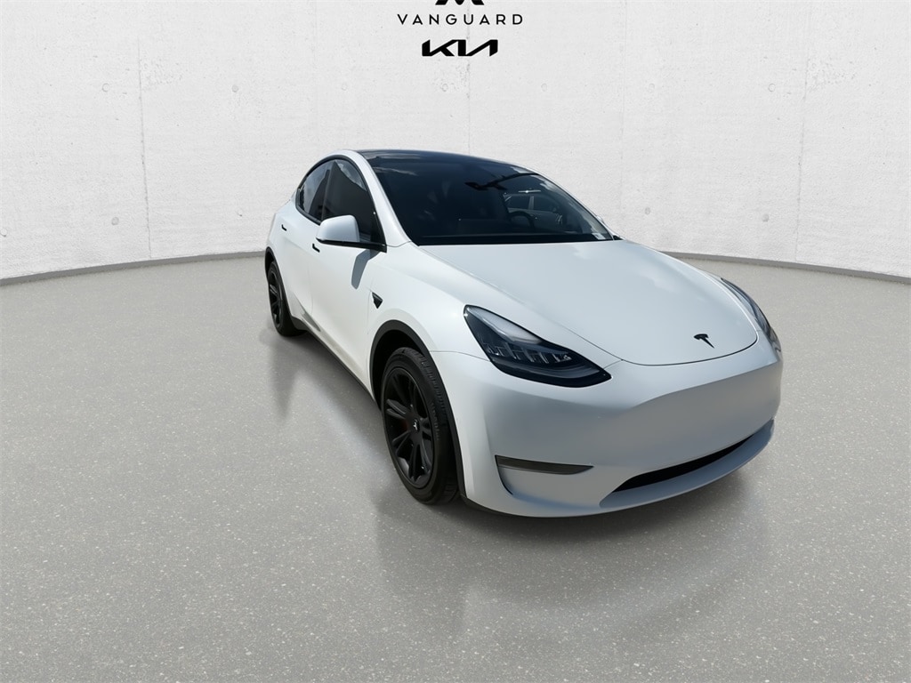 Used 2022 Tesla Model Y Long Range with VIN 7SAYGDEEXNA009467 for sale in Northfield, Minnesota