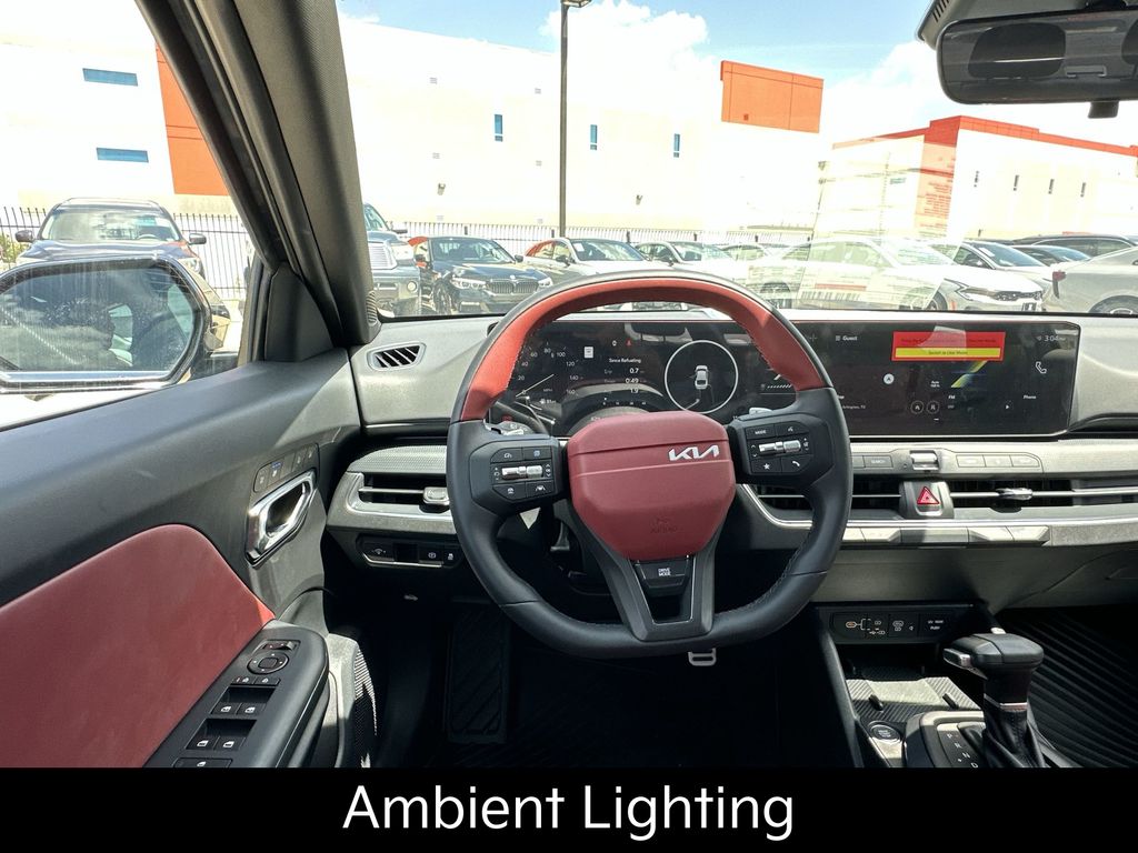 2025 Kia K4 GT-Line Turbo - Photo 13