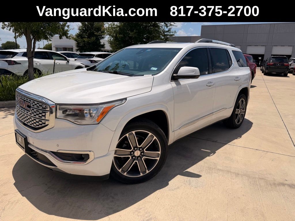 2019 GMC Acadia Denali FWD's photo