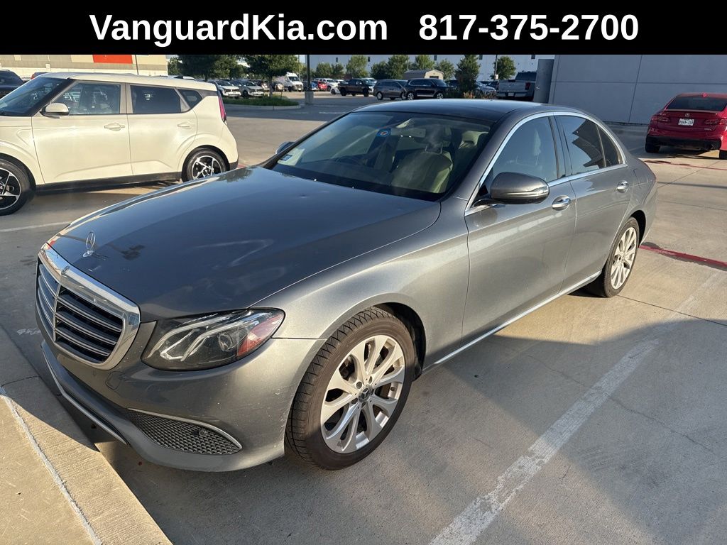 2018 Mercedes-Benz E-Class E300's photo