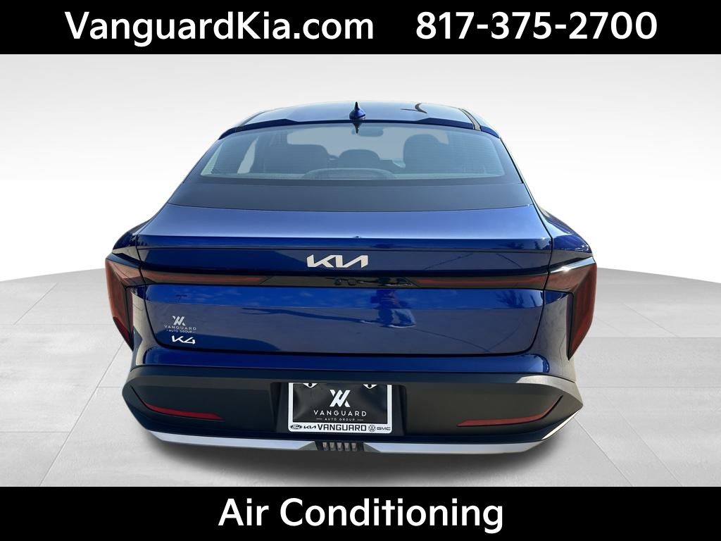 2025 Kia K4 EX photo 3
