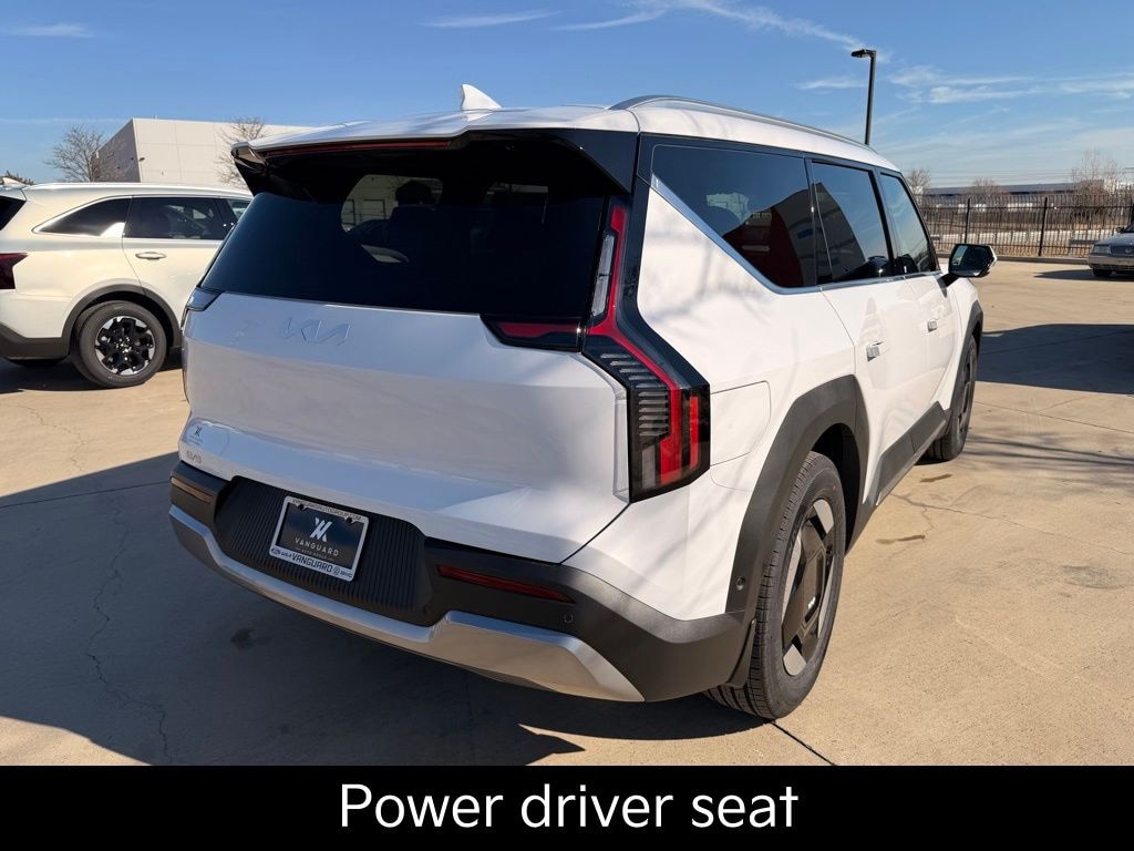 New 2026 Kia EV9 Wind SUV