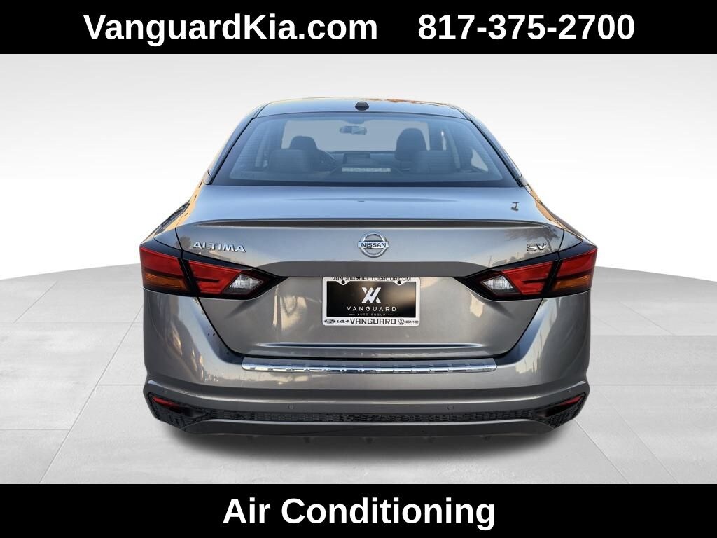 Used 2021 Nissan Altima 2.5 SV Sedan