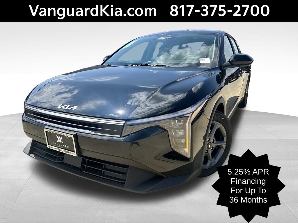 2025 Kia K4 LXS's photo