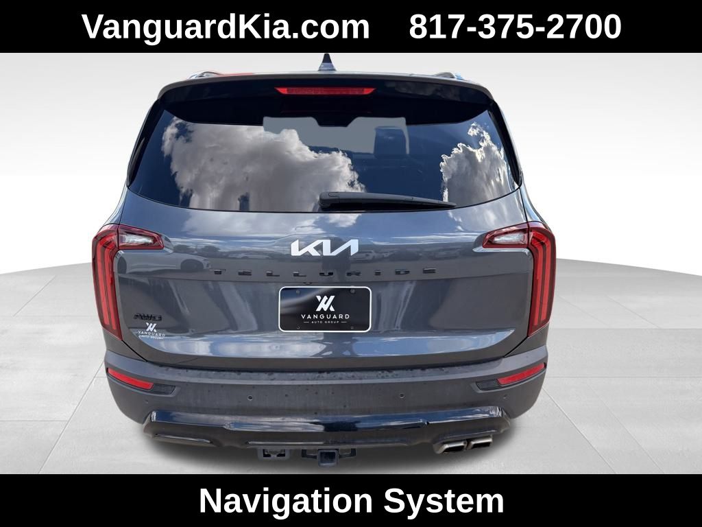 2022 Kia Telluride EX photo 3
