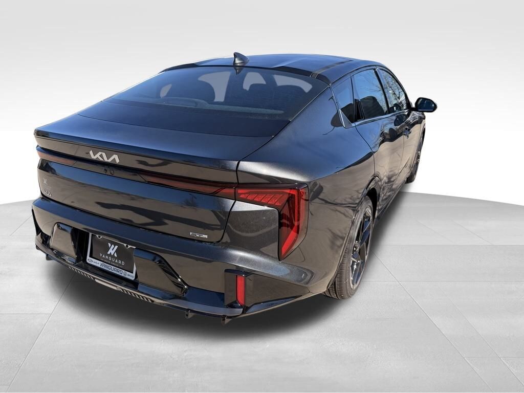 New 2026 Kia K4 GT-Line Sedan