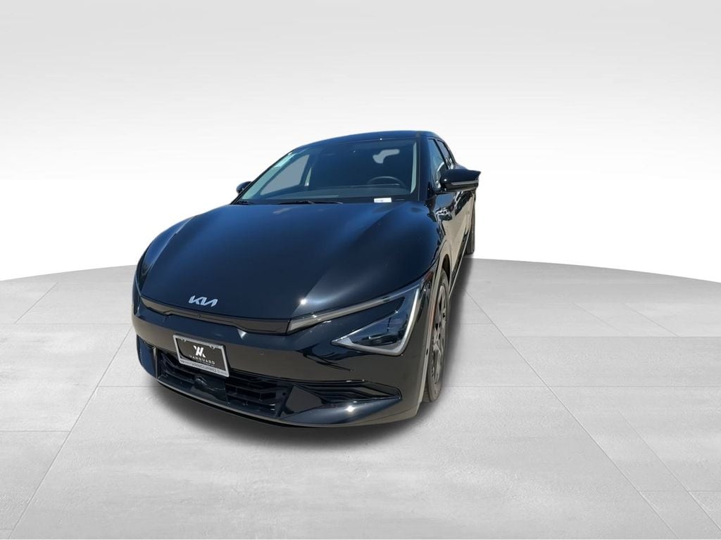 New 2025 Kia EV6 Wind SUV