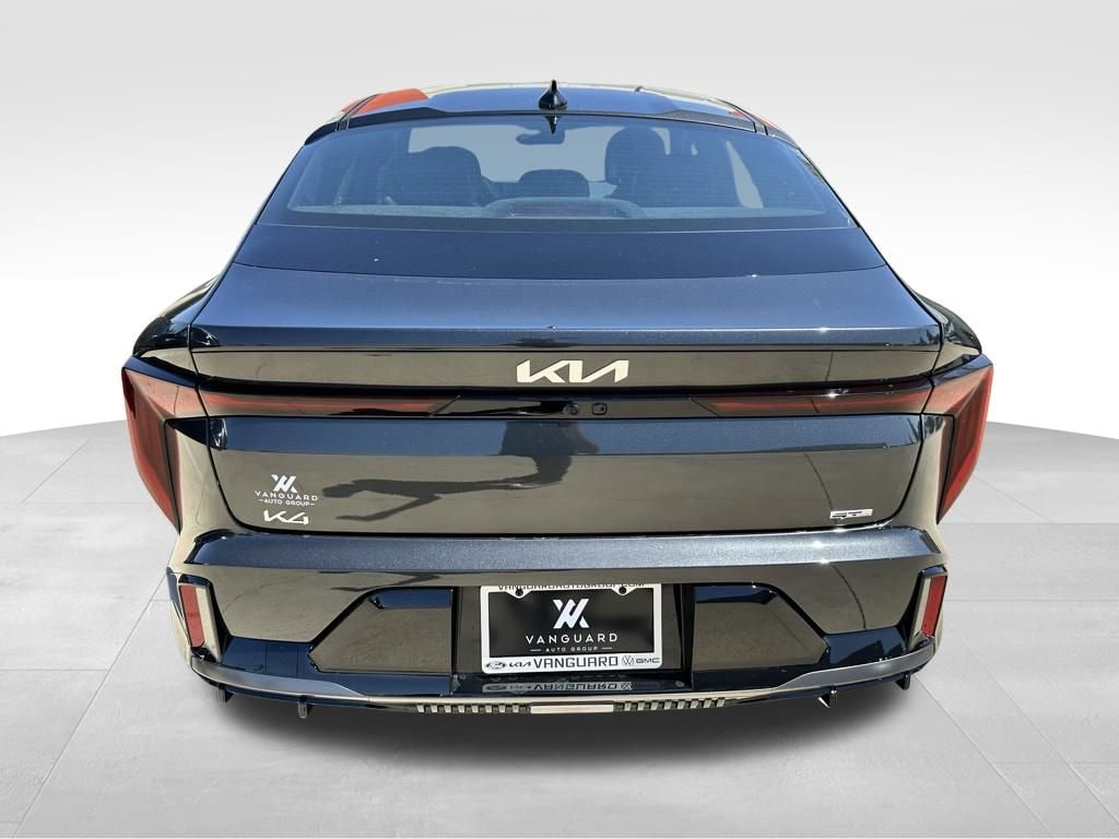 New 2025 Kia K4 GT-Line Sedan