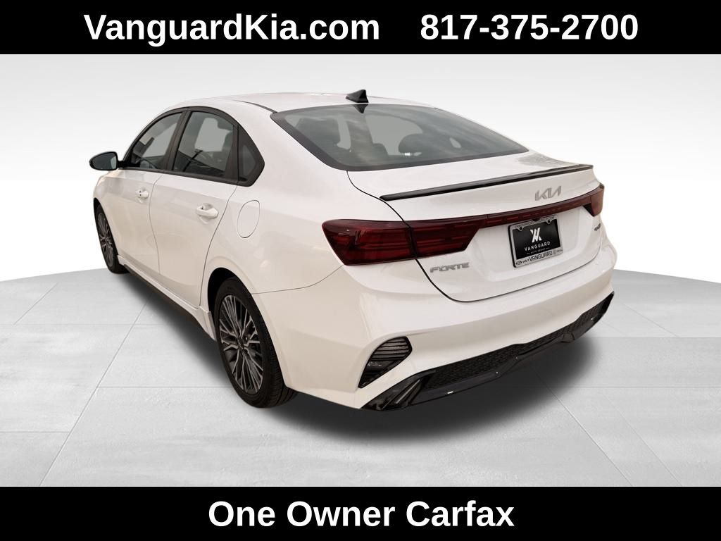 2024 Kia Forte GT-Line photo 2