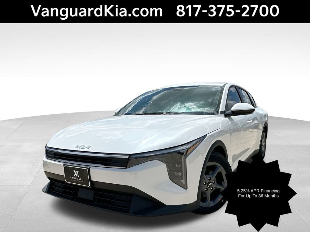 New 2025 Kia K4 LXS Sedan
