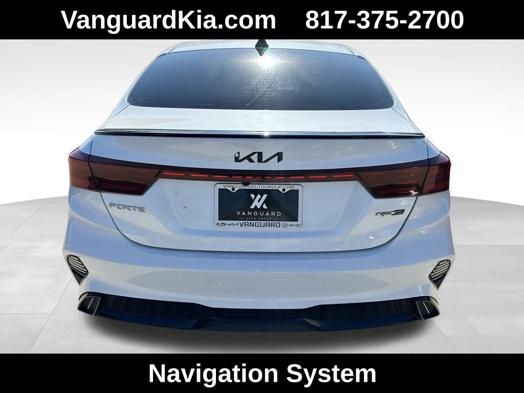 2024 Kia Forte GT-Line photo 3