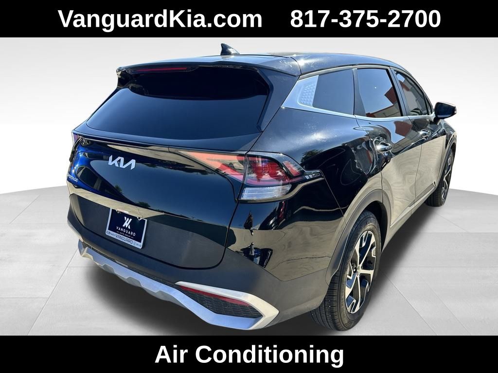 2025 Kia Sportage EX photo 4