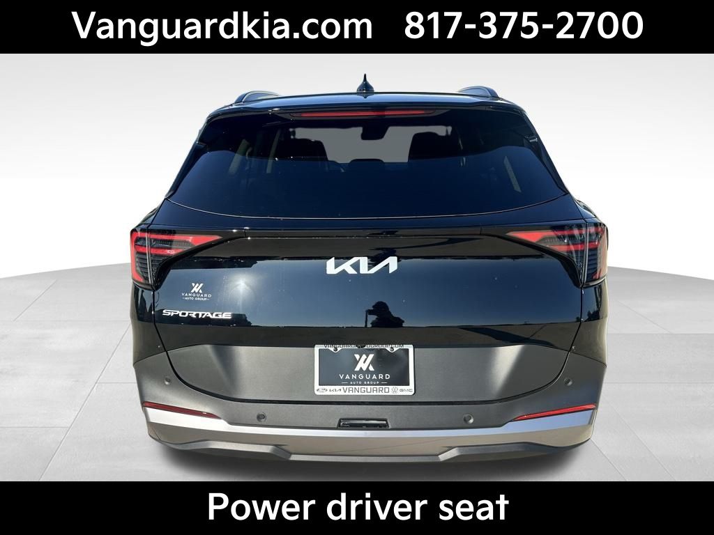 2026 Kia Sportage EX photo 3