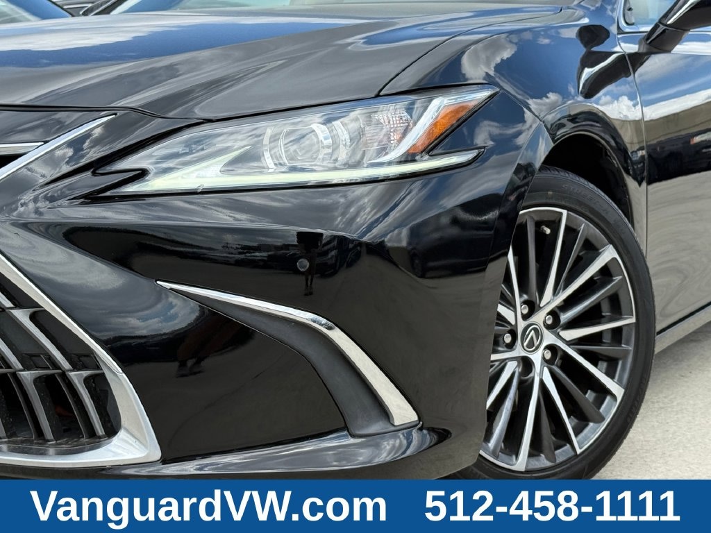Used 2023 Lexus ES 350 Sedan