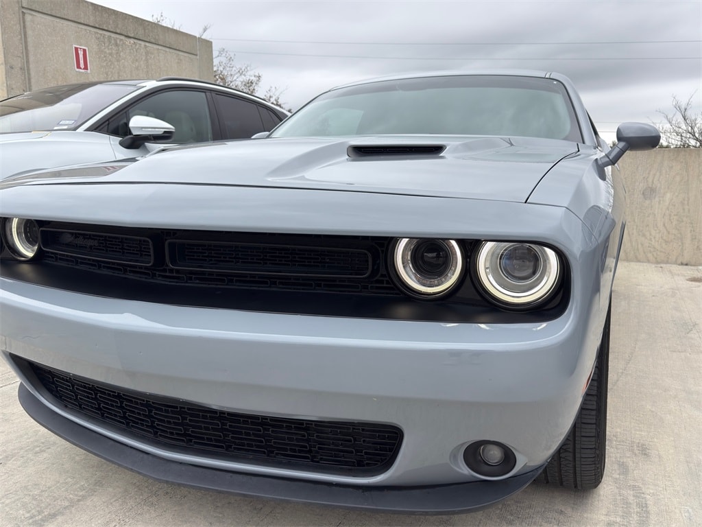 Used 2021 Dodge Challenger SXT Coupe