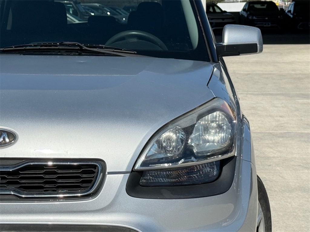 Used 2012 Kia Soul Base Hatchback