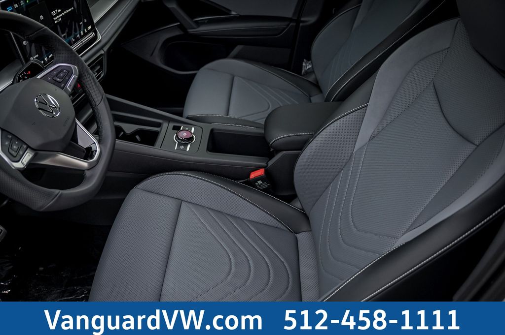 2026 Volkswagen Tiguan SE R-LINE BLACK - Photo 12