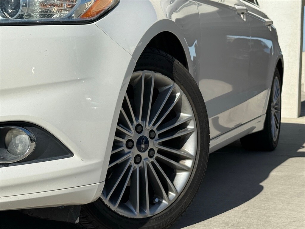 Used 2014 Ford Fusion SE Sedan