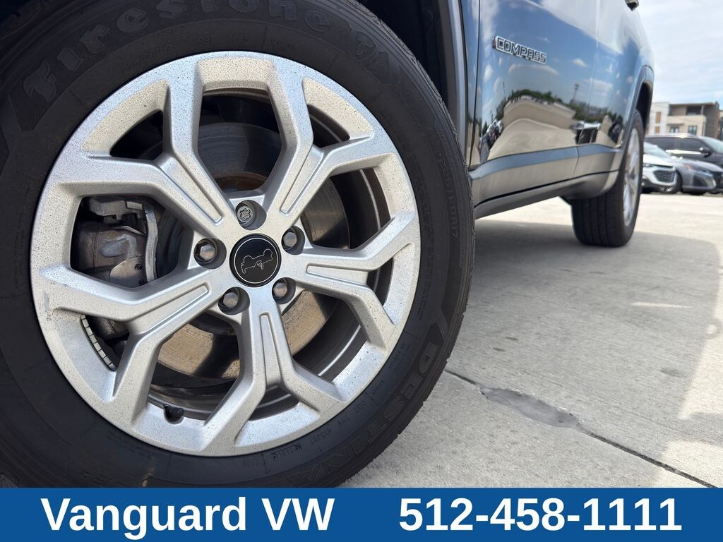 Used 2025 Jeep Compass Latitude SUV