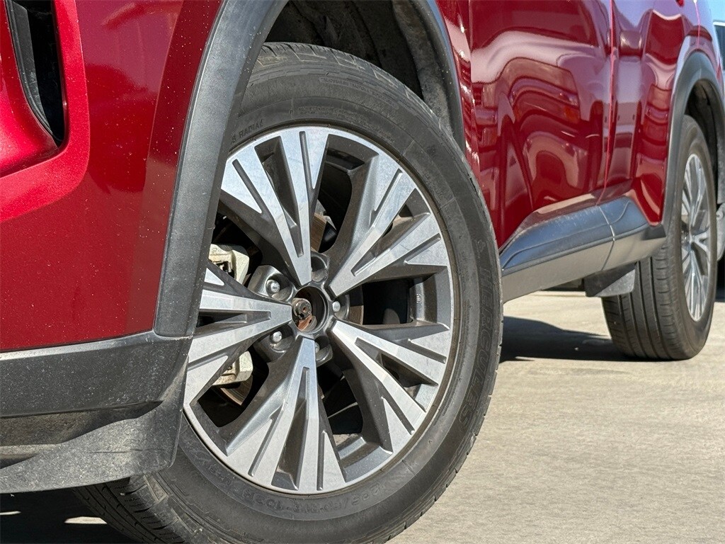 Used 2023 Nissan Rogue SV SUV