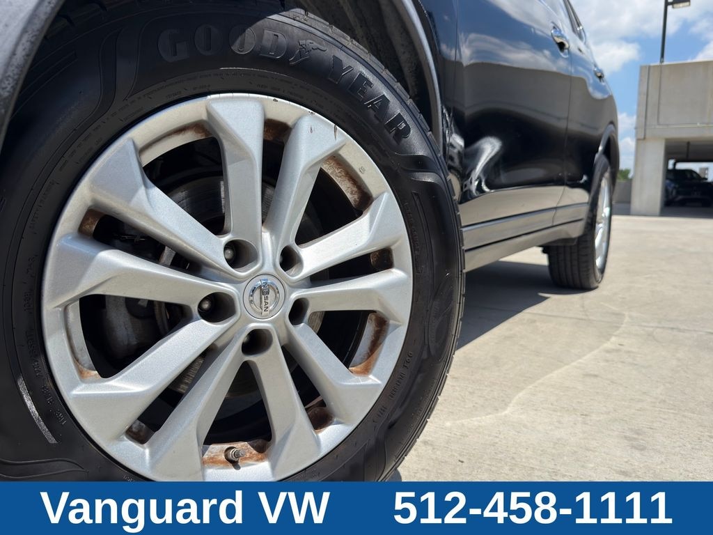 Used 2015 Nissan Rogue SV SUV