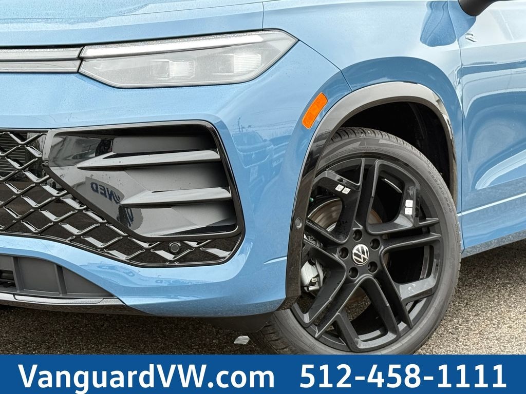 New 2026 Volkswagen Tiguan 2.0T SE R-Line Black SUV