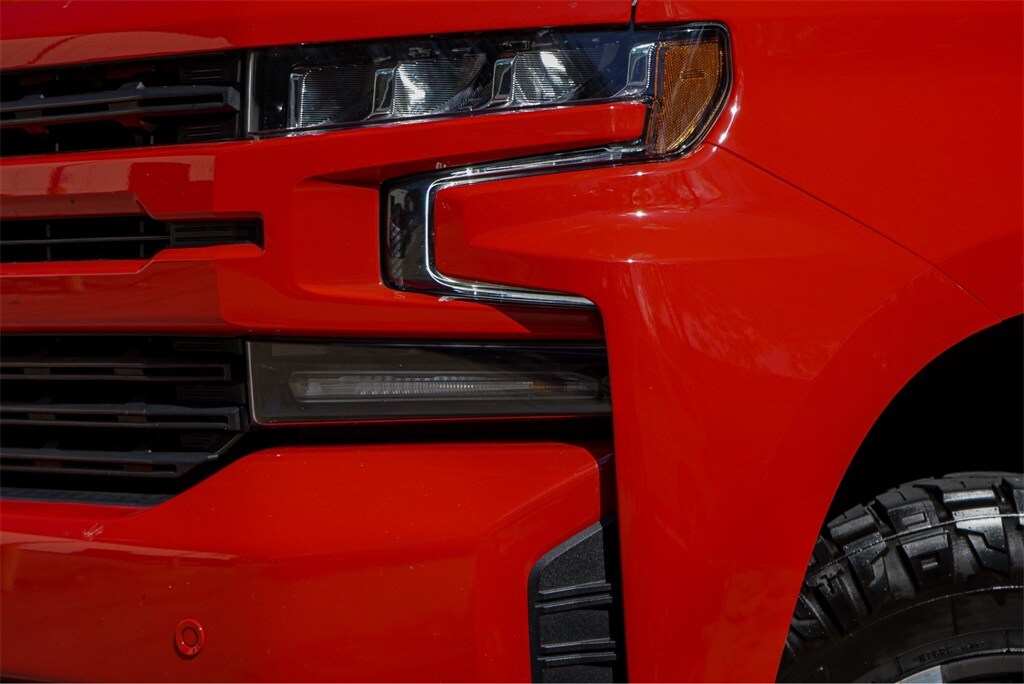 2021 Chevrolet Silverado 1500 RST photo 3