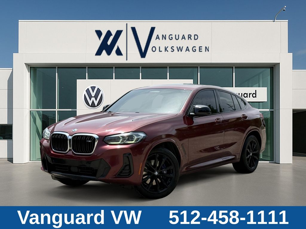 2022 BMW X4 M40i's photo