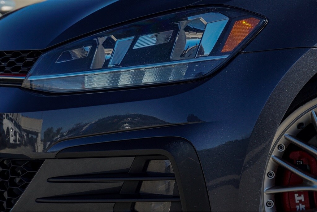 2020 Volkswagen Golf GTI S photo 3