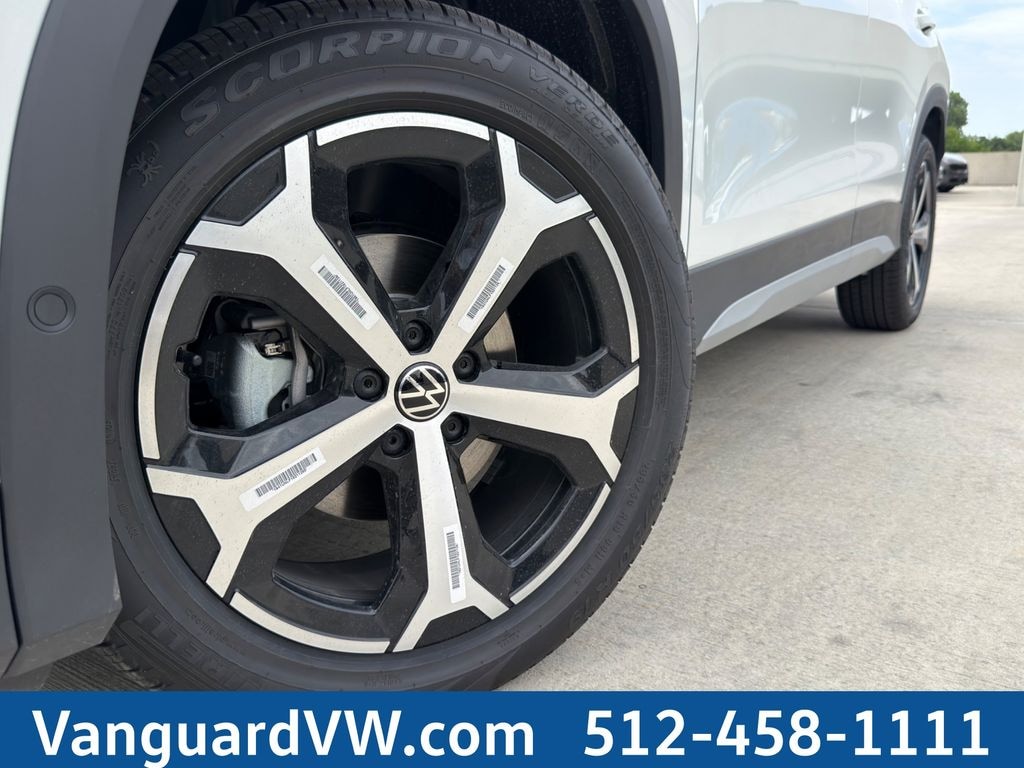 New 2026 Volkswagen Tiguan 2.0T SE SUV