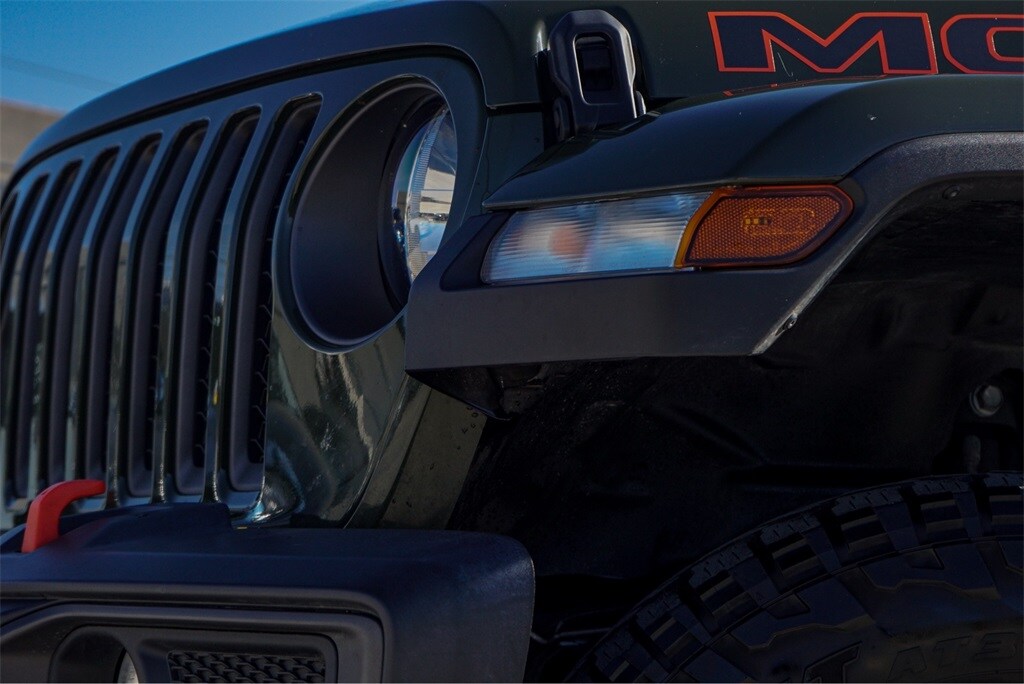 2023 Jeep Gladiator Mojave photo 2