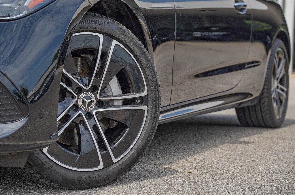2024 Mercedes Benz CLE 300 photo 2